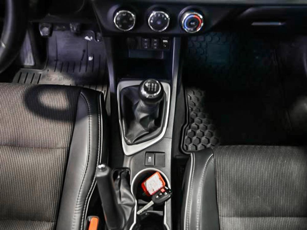 Toyota Corolla S 2014 d&rsquo;occasion à vendre - 30