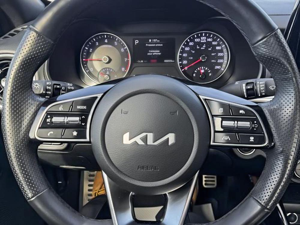 Kia Forte 2023 Gris usage à vendre Kia Forte 2023 Gris usage à vendre