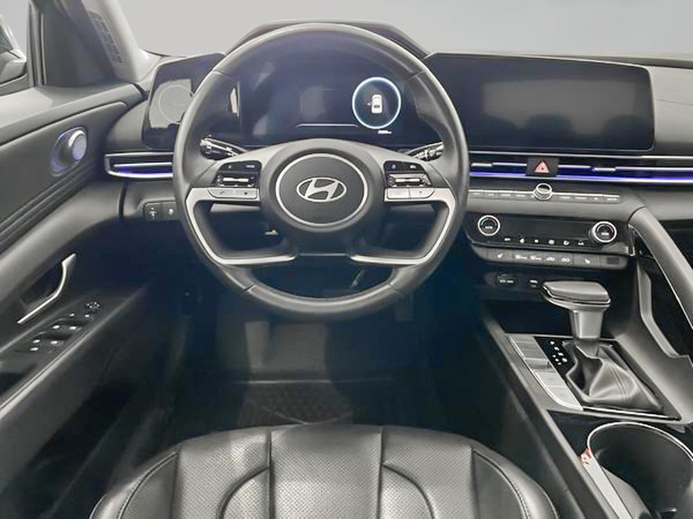 Hyundai Elantra Luxury 2024 d&rsquo;occasion à vendre - 11