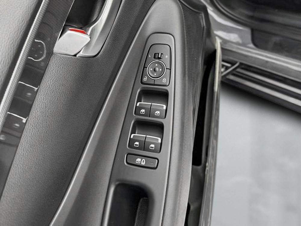 Hyundai Santa Fe 2023 Gris usage à vendre Hyundai Santa Fe 2023 Gris usage à vendre