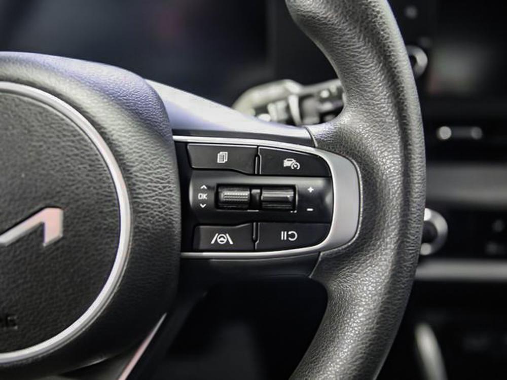 Kia Sportage LX 2023 d&rsquo;occasion à vendre - 18