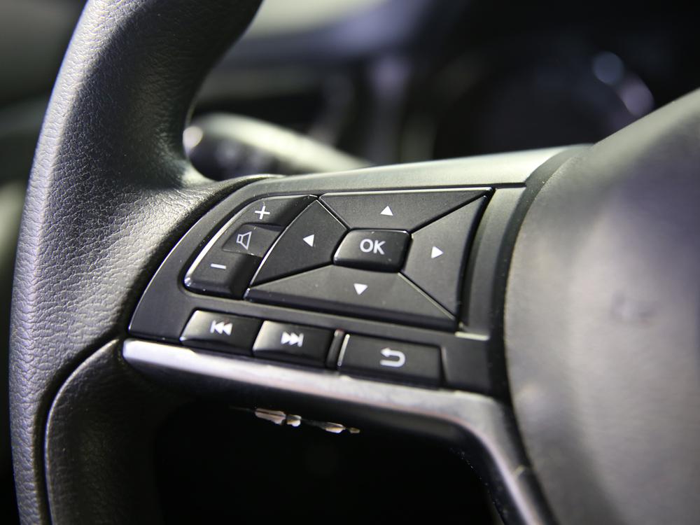 Nissan Rogue SV 2018 d&rsquo;occasion à vendre - 18