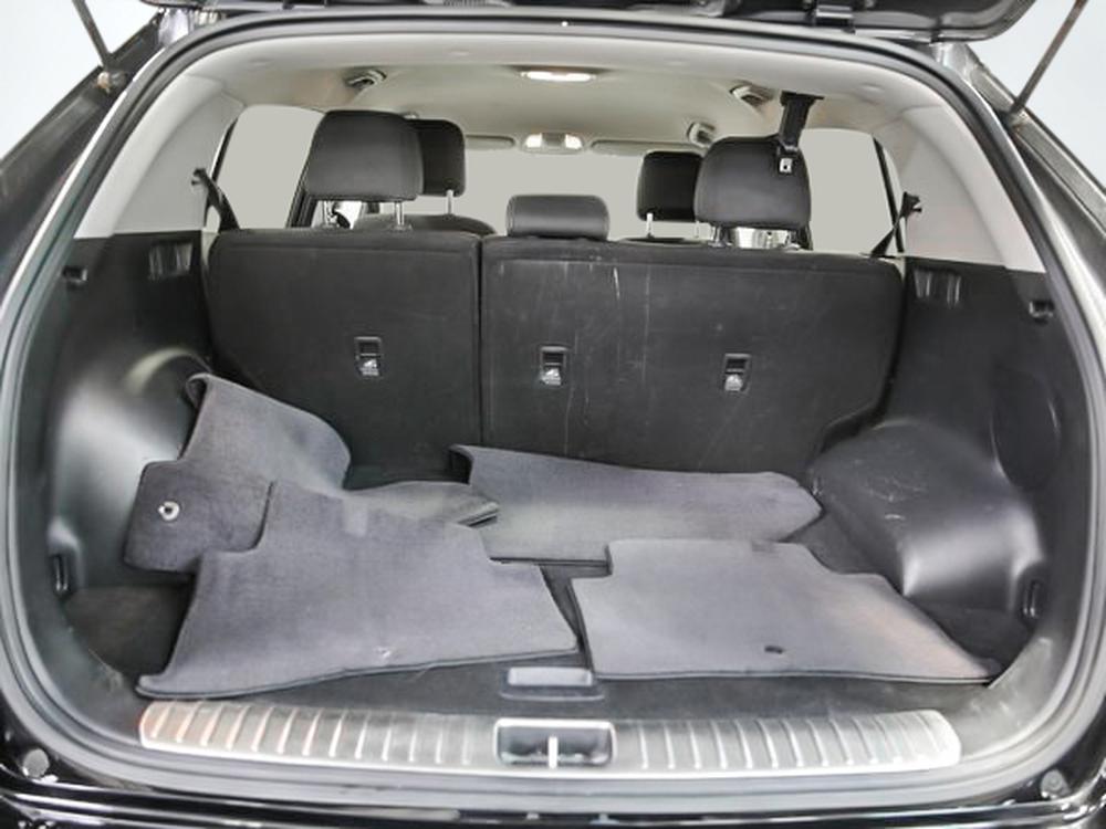 Kia Sportage 2022 Cerise noire usage à vendre Kia Sportage 2022 Cerise noire usage à vendre