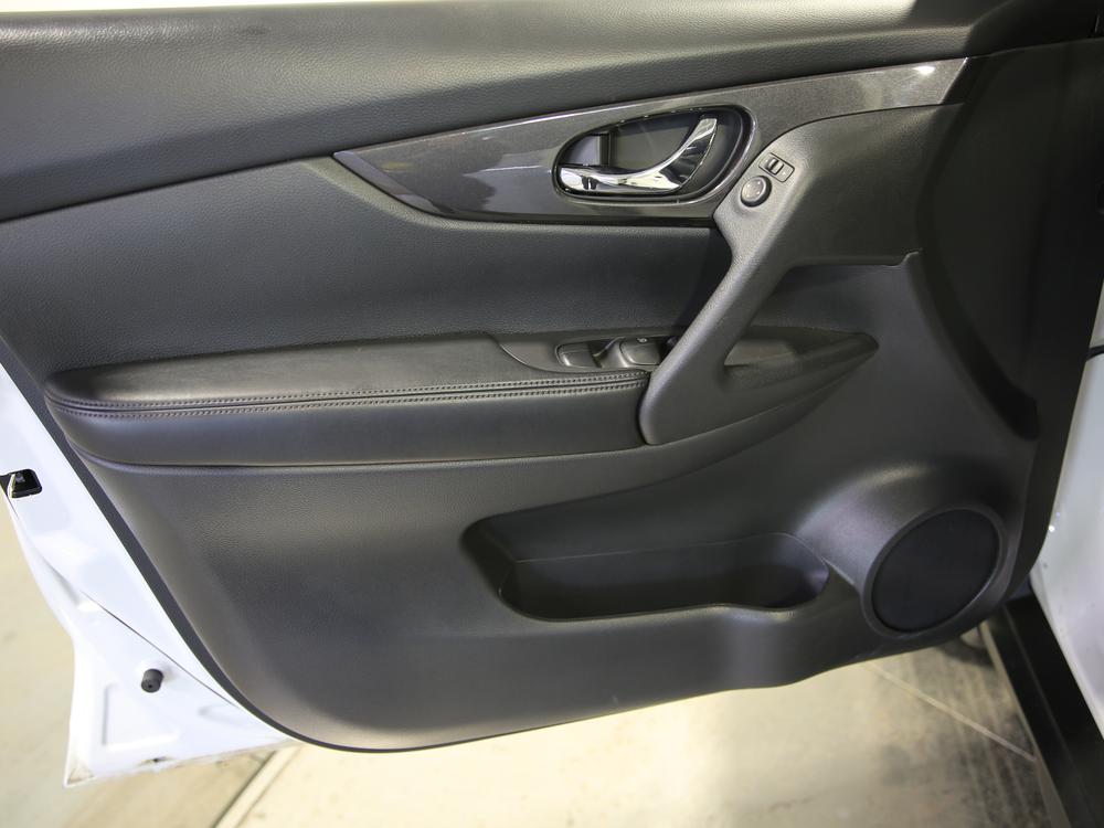 Nissan Rogue SV 2019 d&rsquo;occasion à vendre - 13