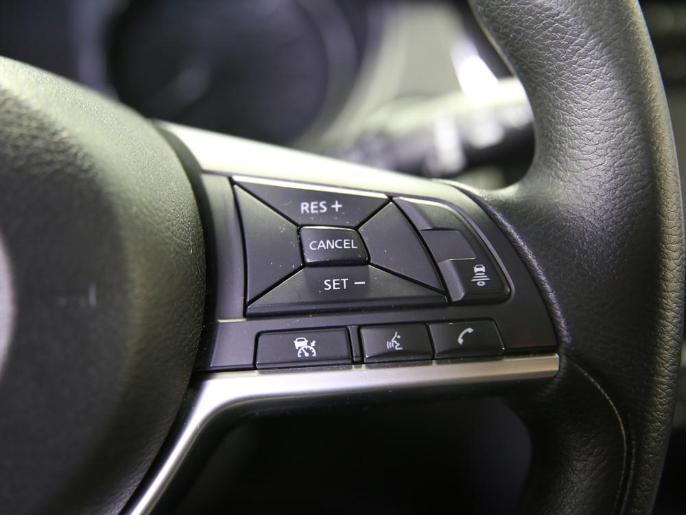 Nissan Rogue SV 2019 d&rsquo;occasion à vendre - 19