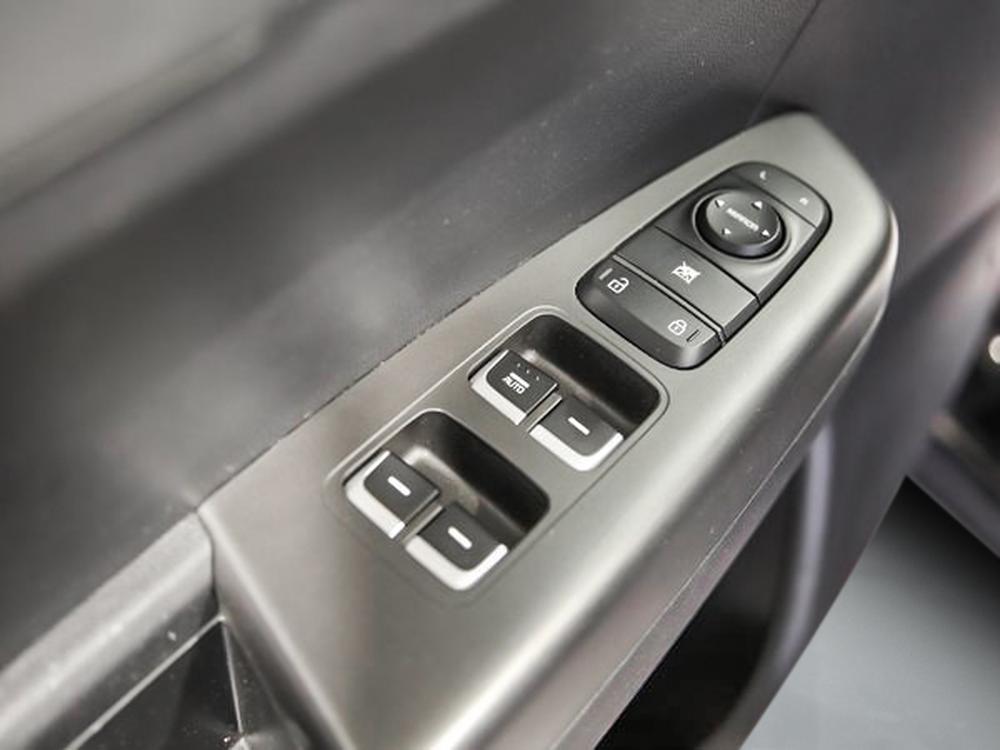 Kia Sportage 2022 Cerise noire usage à vendre Kia Sportage 2022 Cerise noire usage à vendre