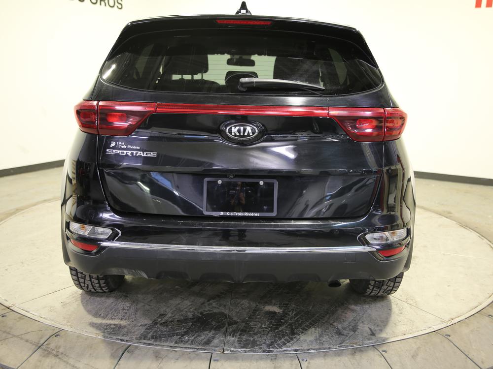 Kia Sportage LX 2022 d&rsquo;occasion à vendre - 4
