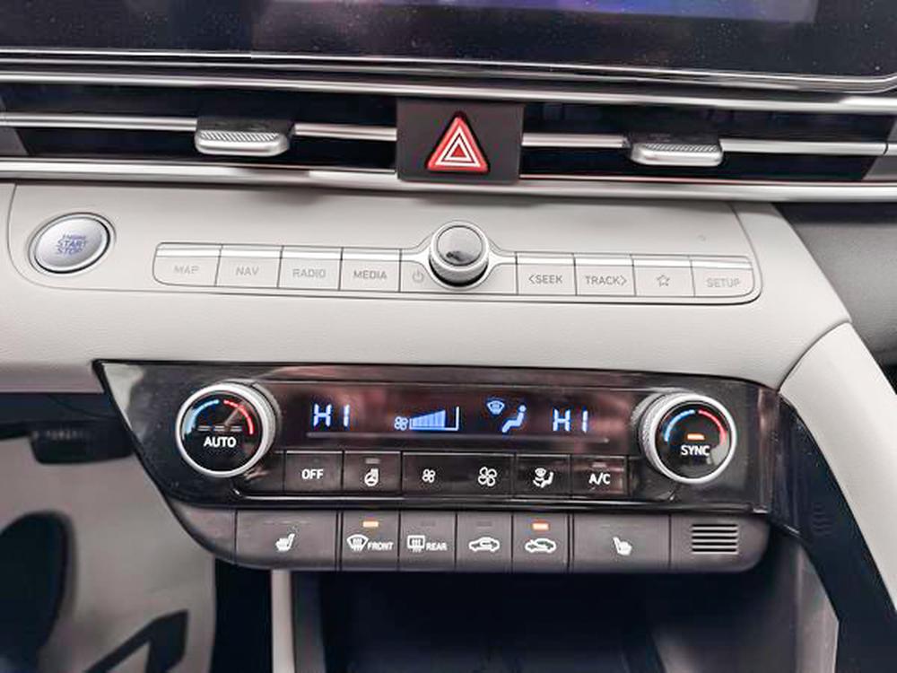 Hyundai Elantra hybride LUXURY 2025 d&rsquo;occasion à vendre - 26