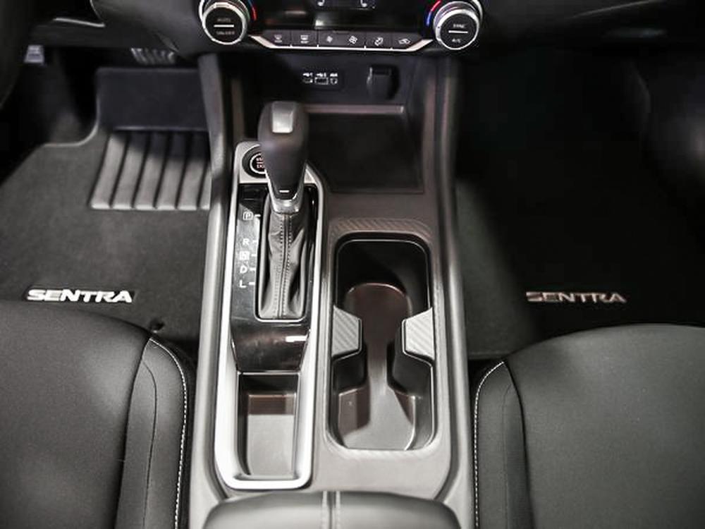 Nissan Sentra SV 2023 d&rsquo;occasion à vendre - 29