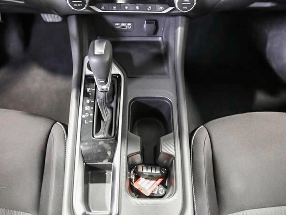 Nissan Sentra SV 2020 d&rsquo;occasion à vendre - 27