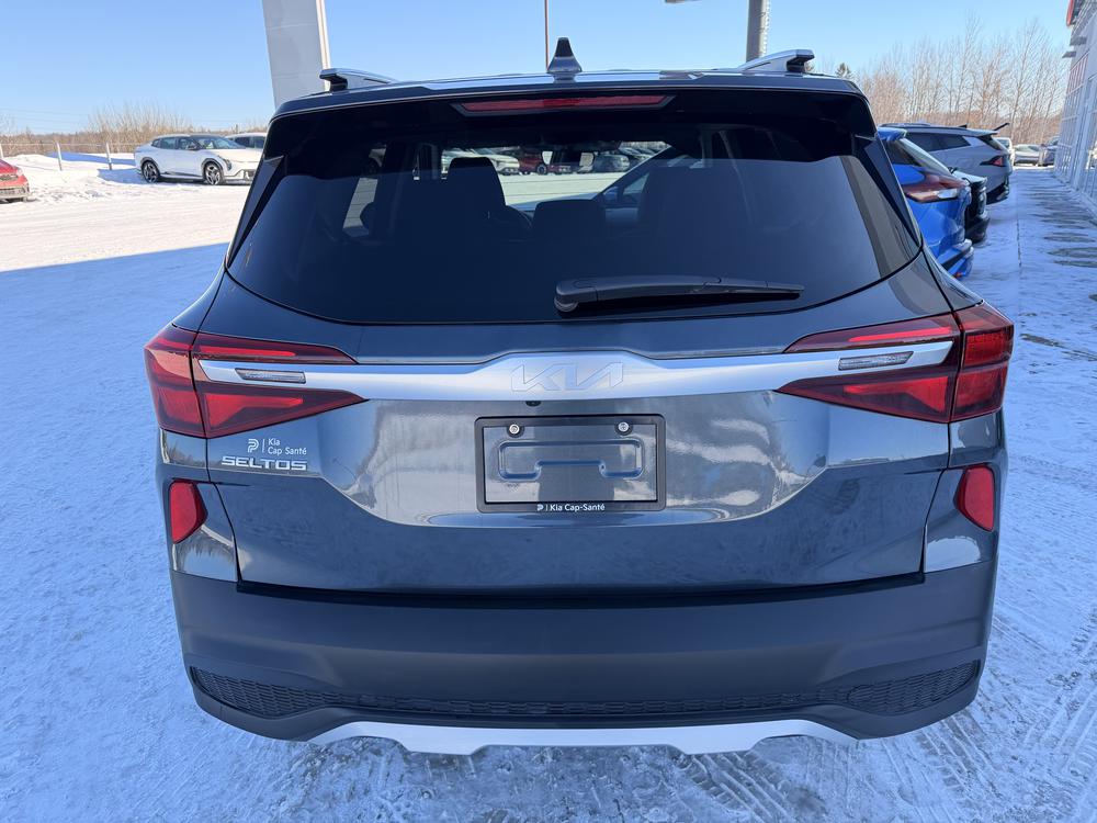 Kia Seltos LX FWD 2022 d&rsquo;occasion à vendre - 7