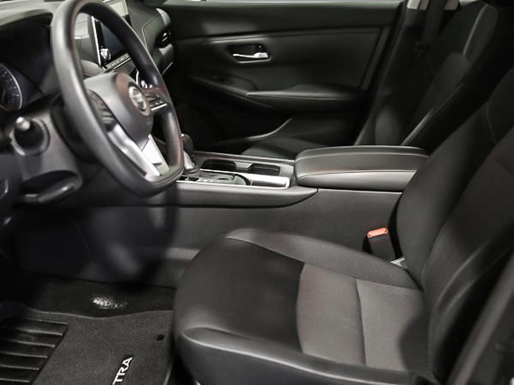 Nissan Sentra SV 2023 d&rsquo;occasion à vendre - 16