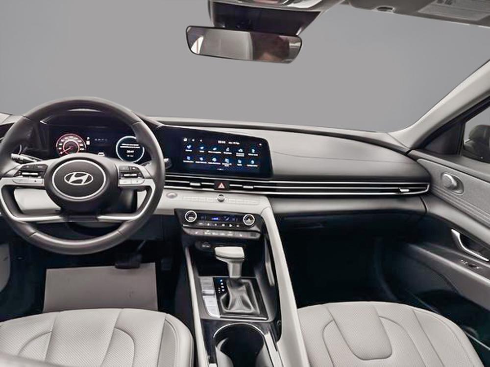 Hyundai Elantra hybride LUXURY 2025 d&rsquo;occasion à vendre - 28