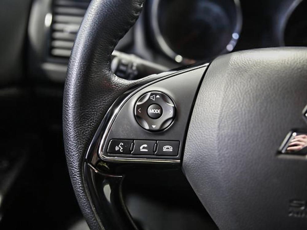 Mitsubishi RVR 2023 Gris usage à vendre Mitsubishi RVR 2023 Gris usage à vendre