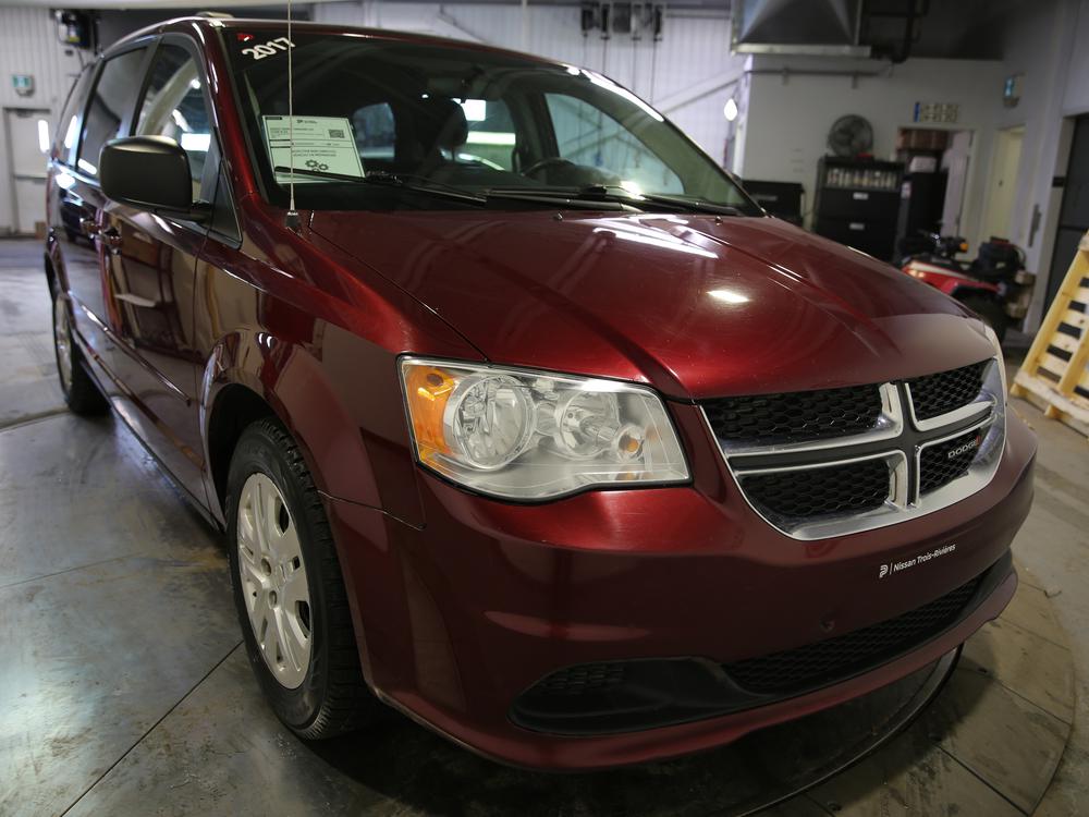 Dodge Grand Caravan SXT STOW N GO 2017 d&rsquo;occasion à vendre - 1