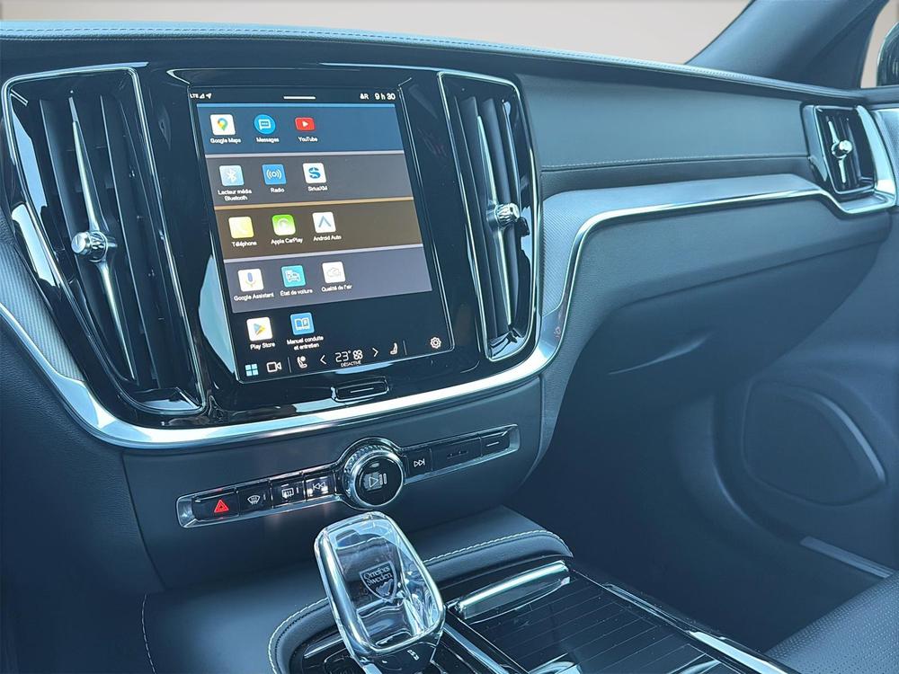 Volvo S60 hybride rechargeable T8 ULTRA BLACK EDITION AWD 2025 d&rsquo;occasion à vendre - 21