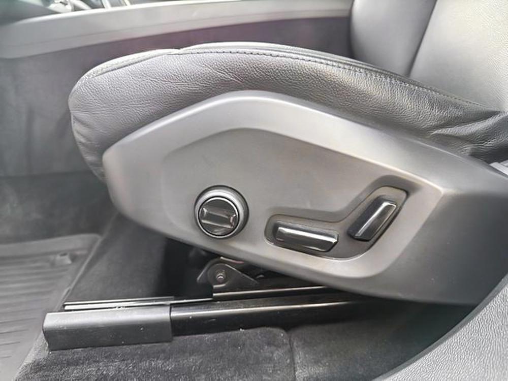 Volvo XC60 2024 Argent usage à vendre Volvo XC60 2024 Argent usage à vendre