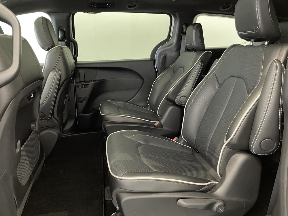 Chrysler Pacifica Hybrid Select / 7 passagers 2024 d&rsquo;occasion à vendre - 32