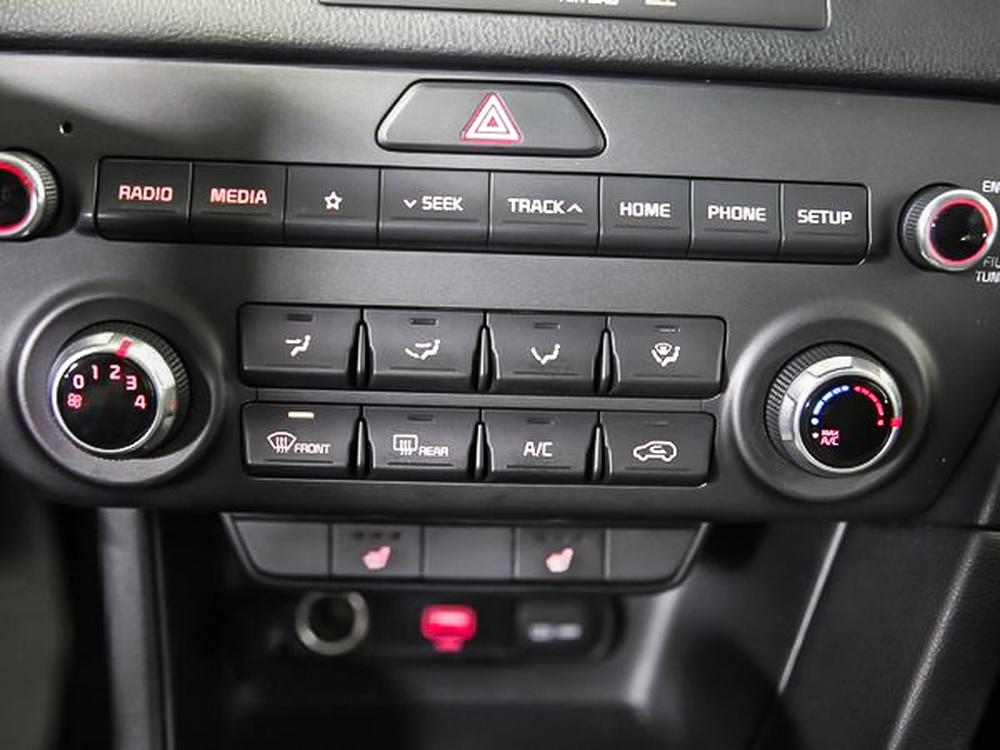 Kia Sportage LX 2021 d&rsquo;occasion à vendre - 26