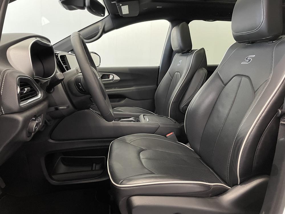 Chrysler Pacifica Hybrid Select / 7 passagers 2024 d&rsquo;occasion à vendre - 13