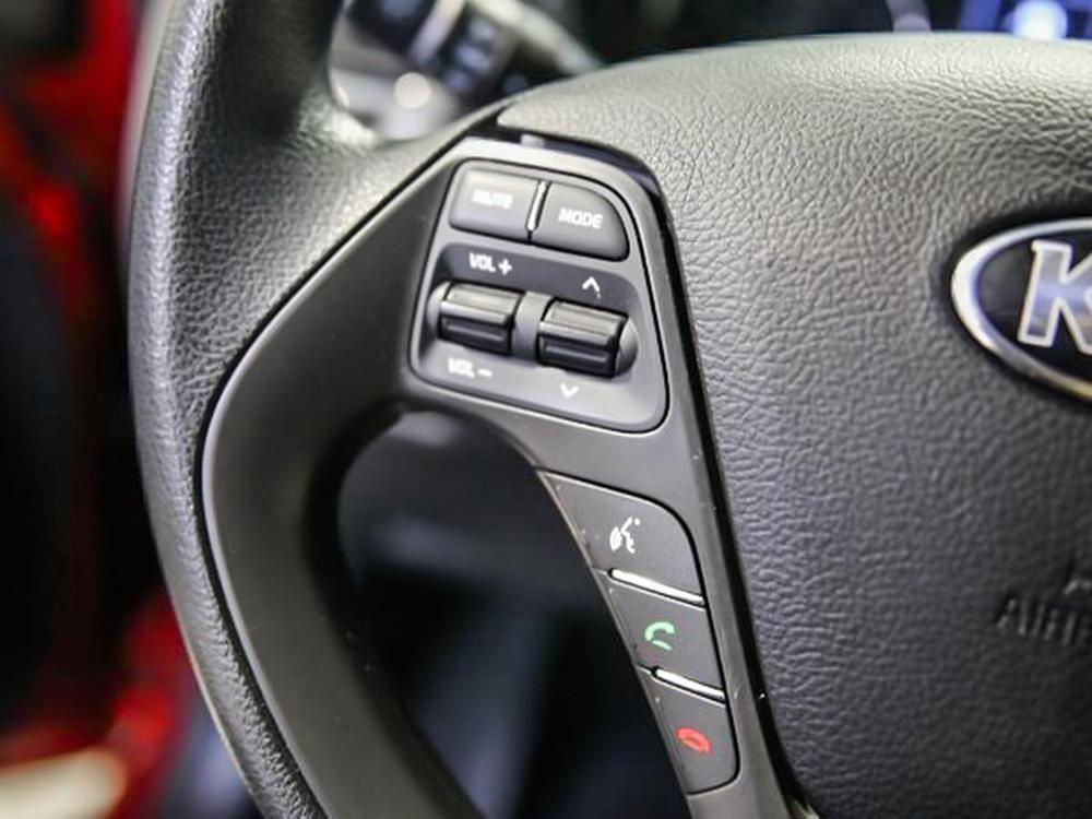 Kia Forte 2018 Rouge usage à vendre Kia Forte 2018 Rouge usage à vendre