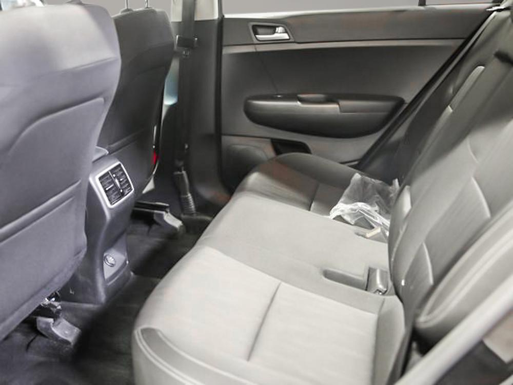 Kia Sportage 2022 Cerise noire usage à vendre Kia Sportage 2022 Cerise noire usage à vendre