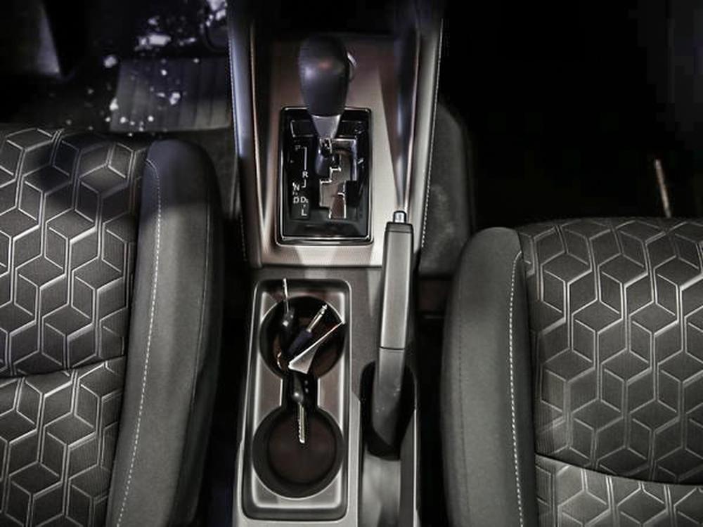 Mitsubishi RVR 2023 Gris usage à vendre Mitsubishi RVR 2023 Gris usage à vendre