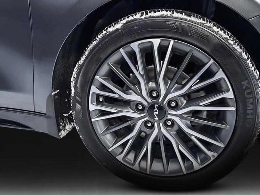 Kia Forte 2023 Gris usage à vendre Kia Forte 2023 Gris usage à vendre