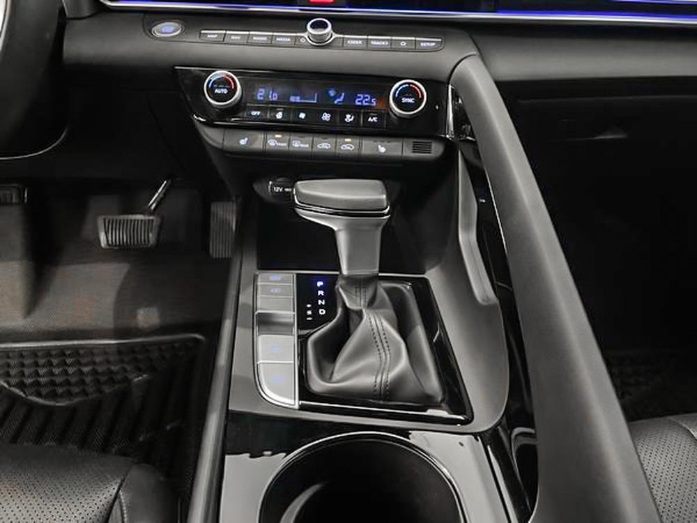 Hyundai Elantra Luxury 2024 d&rsquo;occasion à vendre - 28