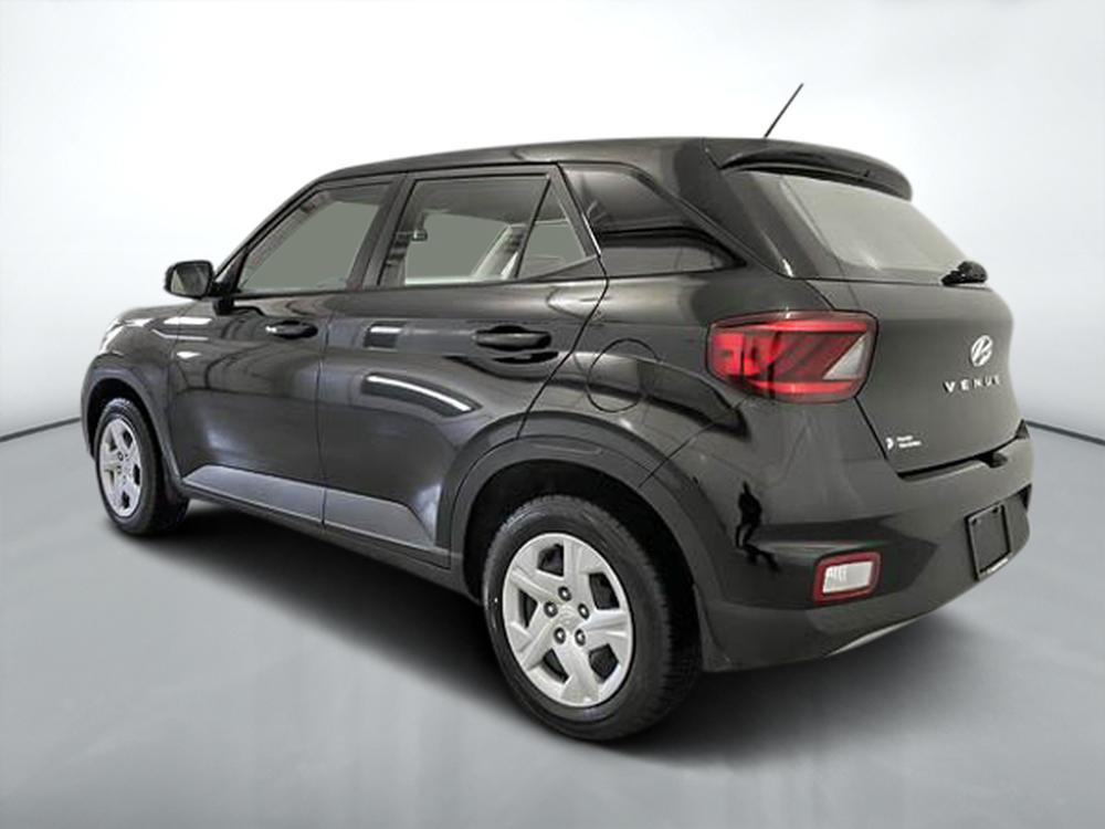 Hyundai Venue Essential 2024 d&rsquo;occasion à vendre - 6