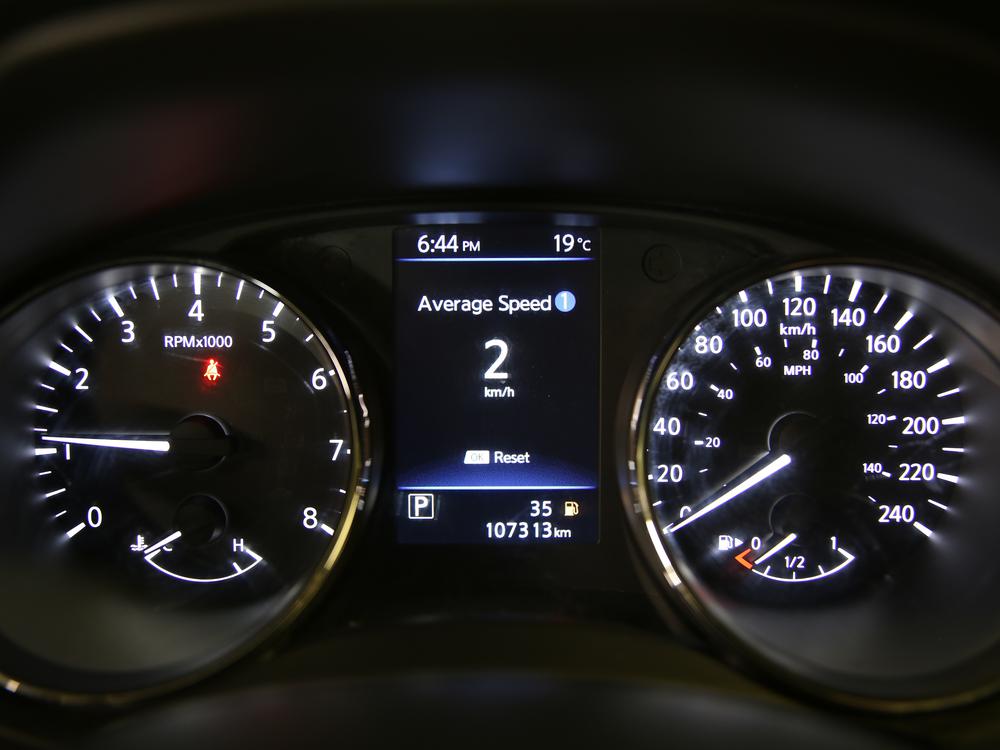 Nissan Rogue SV 2018 d&rsquo;occasion à vendre - 23