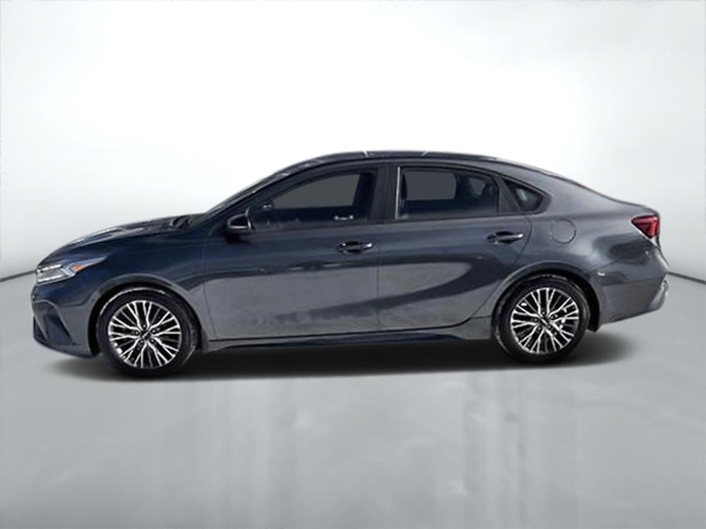 Kia Forte 2023 Gris usage à vendre Kia Forte 2023 Gris usage à vendre