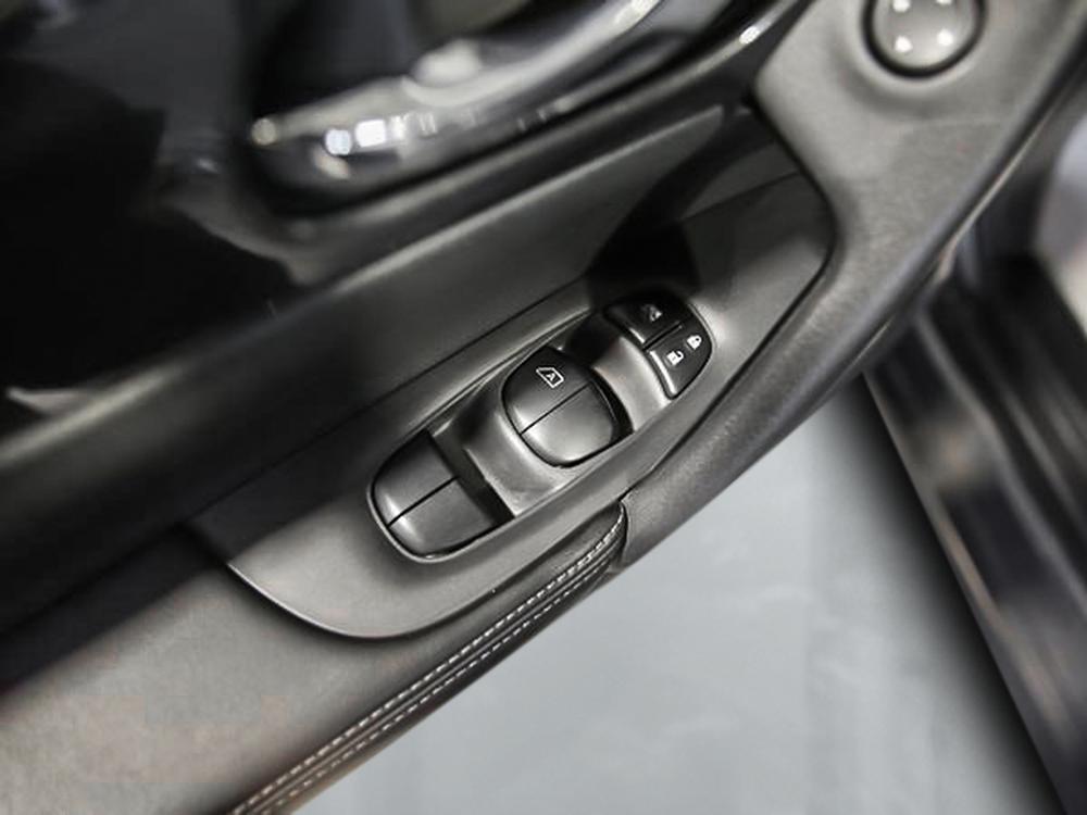 Nissan Rogue SV 2018 d&rsquo;occasion à vendre - 14