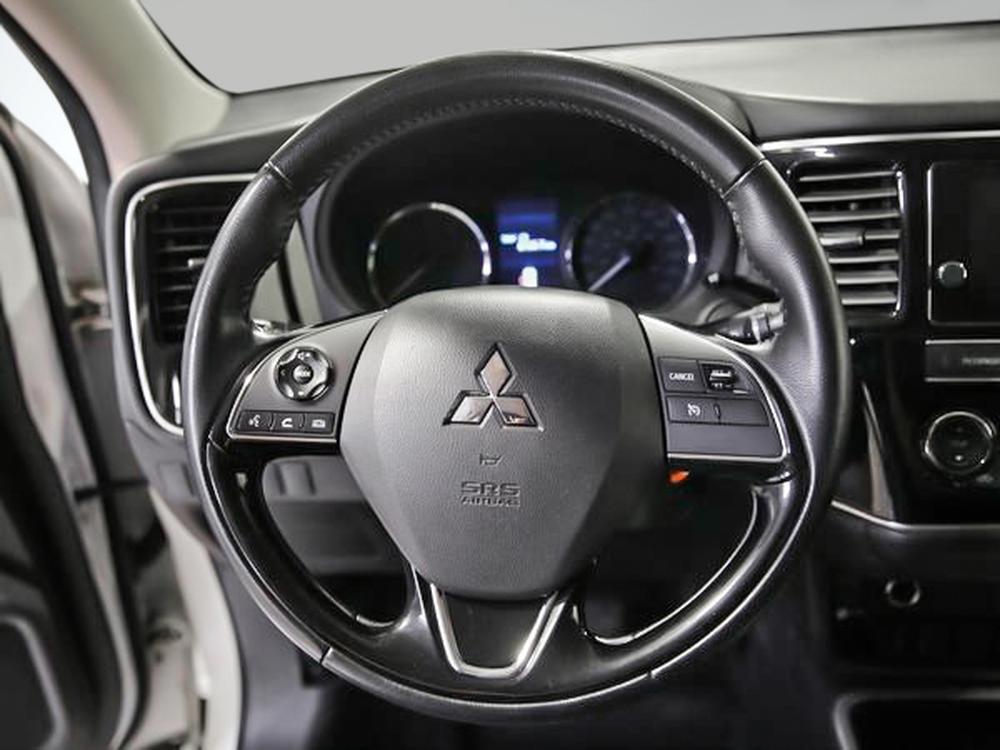 Mitsubishi Outlander ES 2019 d&rsquo;occasion à vendre - 17