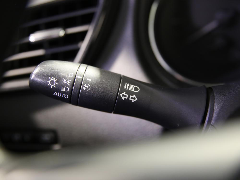 Nissan Rogue SV 2019 d&rsquo;occasion à vendre - 21