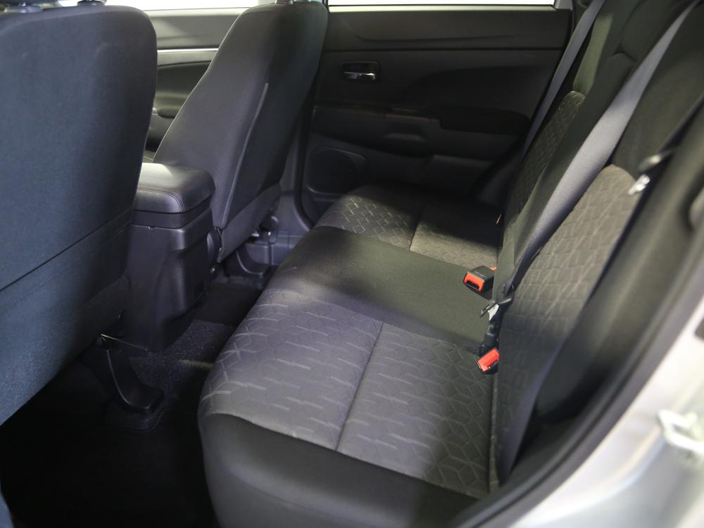 Mitsubishi RVR SE 2023 d&rsquo;occasion à vendre - 32