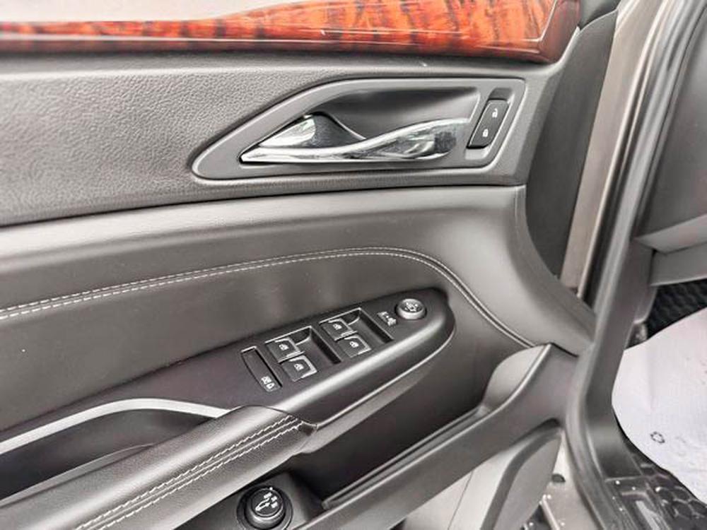 Cadillac SRX LUXURY FWD 2014 d&rsquo;occasion à vendre - 12