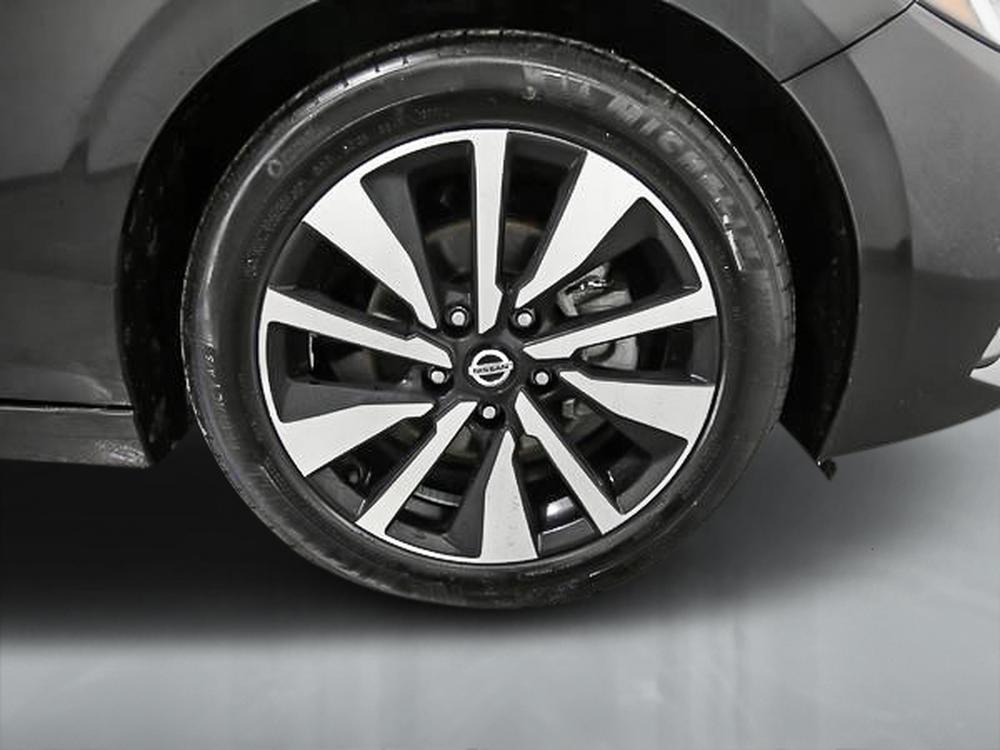 Nissan Sentra SV 2023 d&rsquo;occasion à vendre - 12