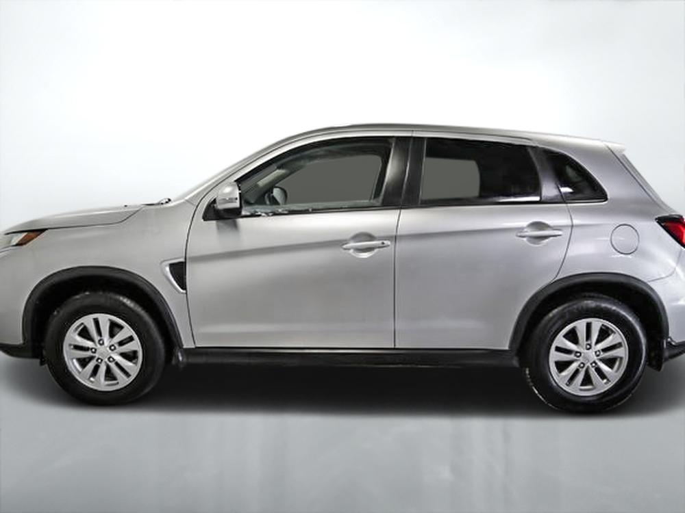 Mitsubishi RVR 2023 Gris usage à vendre Mitsubishi RVR 2023 Gris usage à vendre