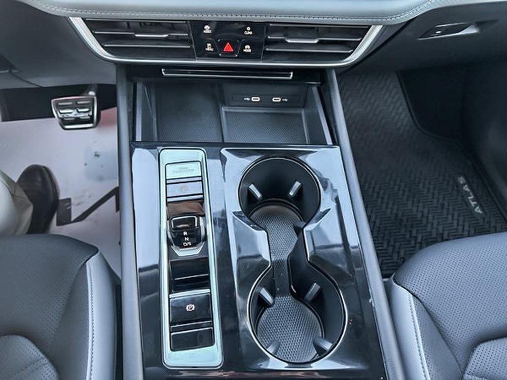 Volkswagen Atlas 2.0T PEAK EDITION AWD 2024 d&rsquo;occasion à vendre - 31