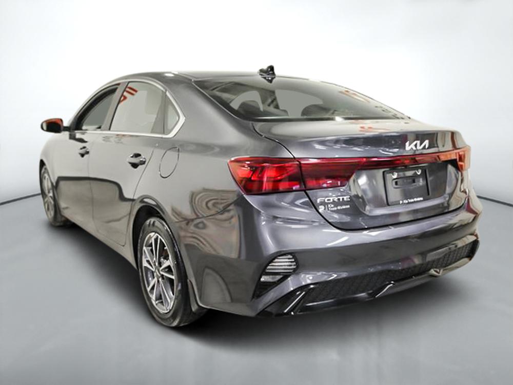 Kia Forte EX 2022 d&rsquo;occasion à vendre - 6