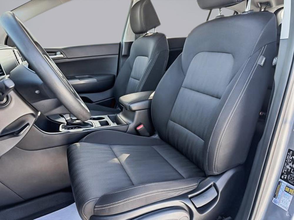 Kia Sportage LX AWD 2021 d&rsquo;occasion à vendre - 16