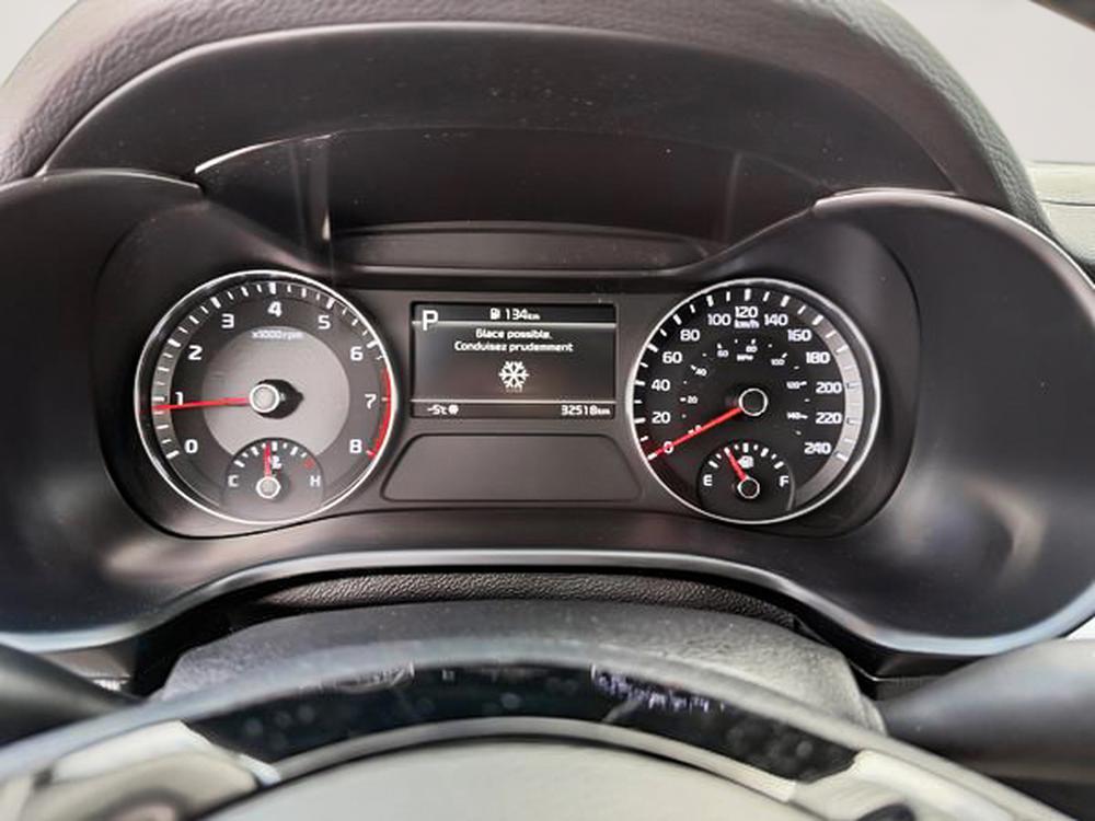 Kia Forte EX 2024 d&rsquo;occasion à vendre - 21