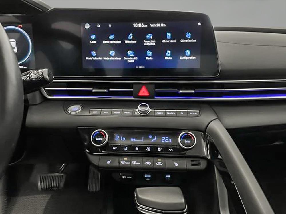 Hyundai Elantra Luxury 2024 d&rsquo;occasion à vendre - 21