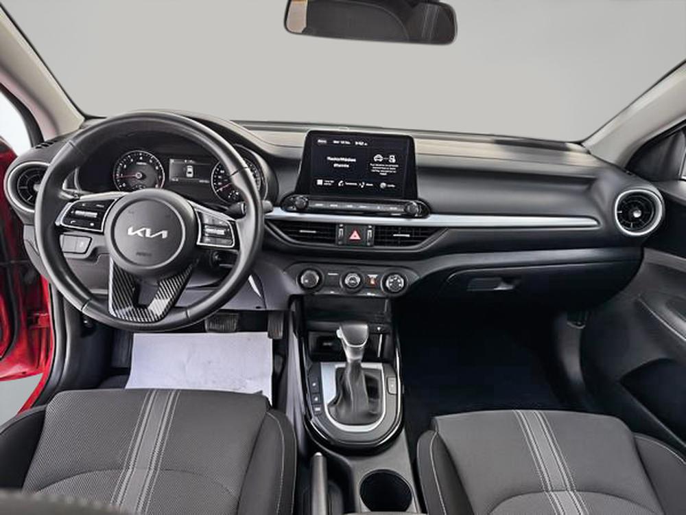 Kia Forte EX 2024 d&rsquo;occasion à vendre - 26