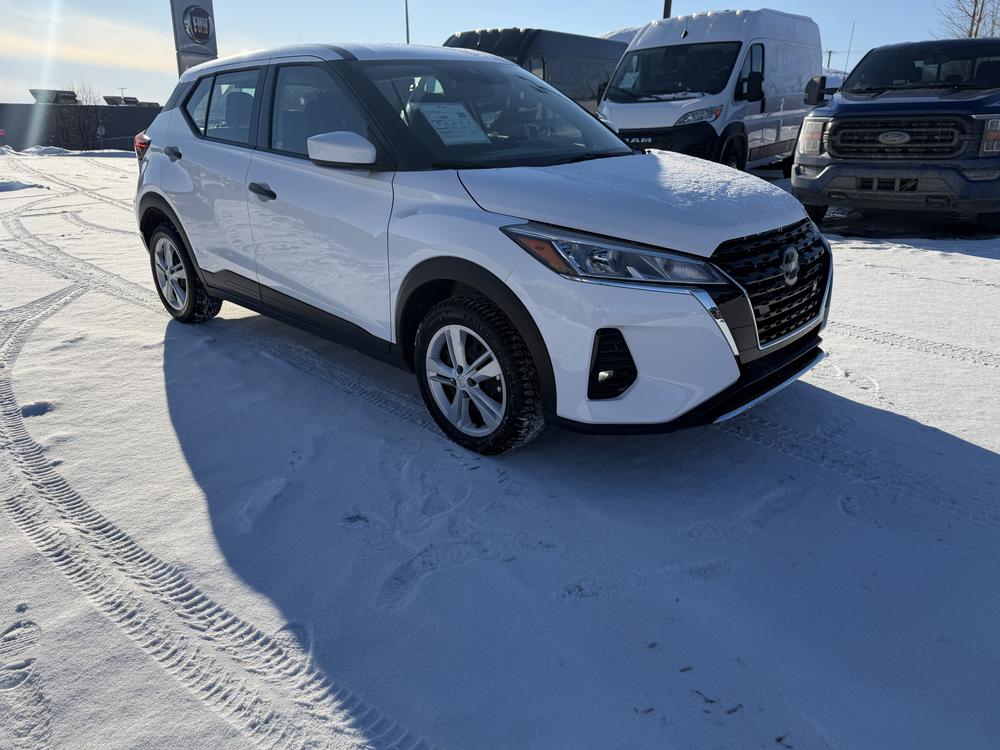 Nissan Kicks Play S