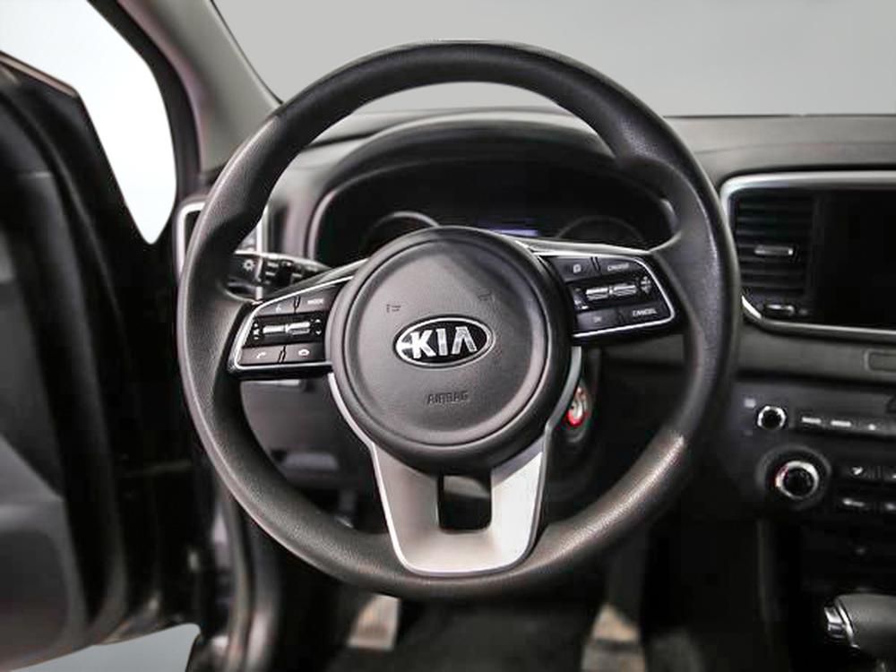 Kia Sportage 2022 Cerise noire usage à vendre Kia Sportage 2022 Cerise noire usage à vendre