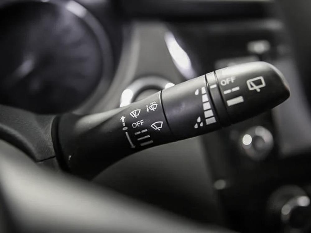 Nissan Rogue SV 2018 d&rsquo;occasion à vendre - 22