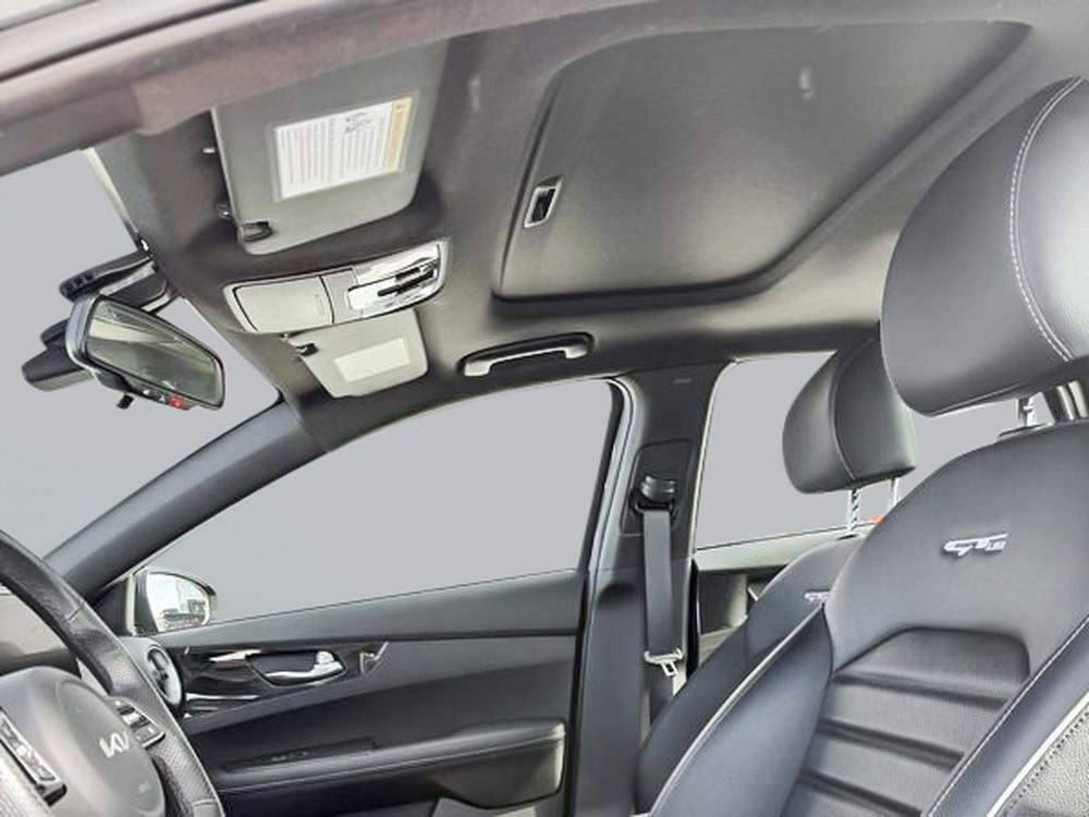 Kia Forte 2023 Gris usage à vendre Kia Forte 2023 Gris usage à vendre