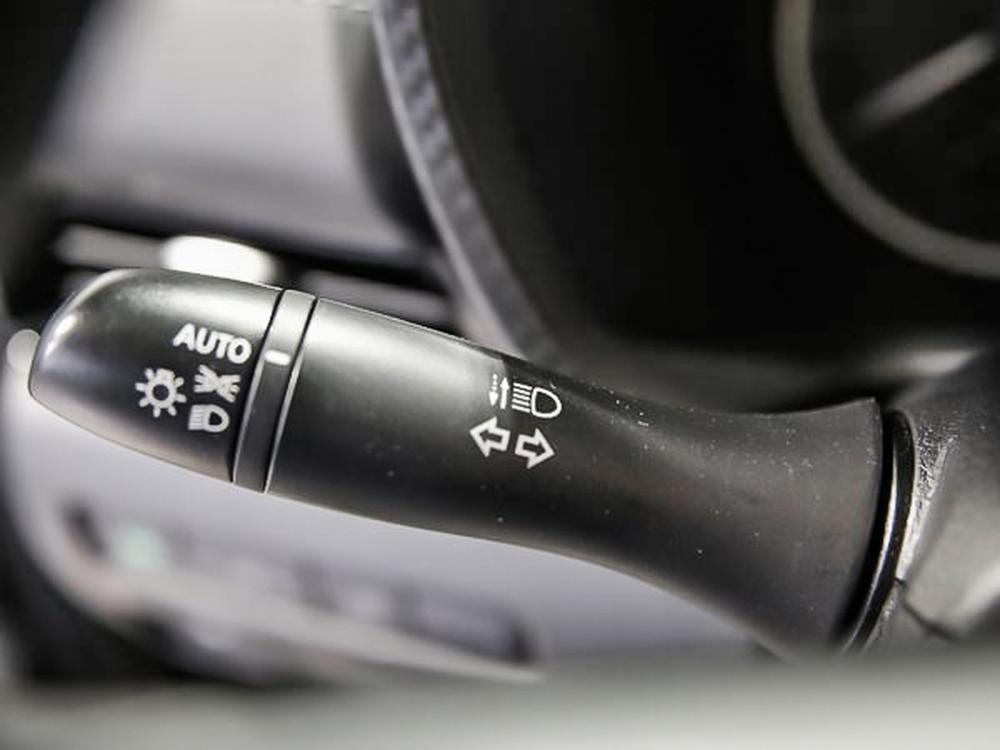 Nissan Sentra SV 2023 d&rsquo;occasion à vendre - 21